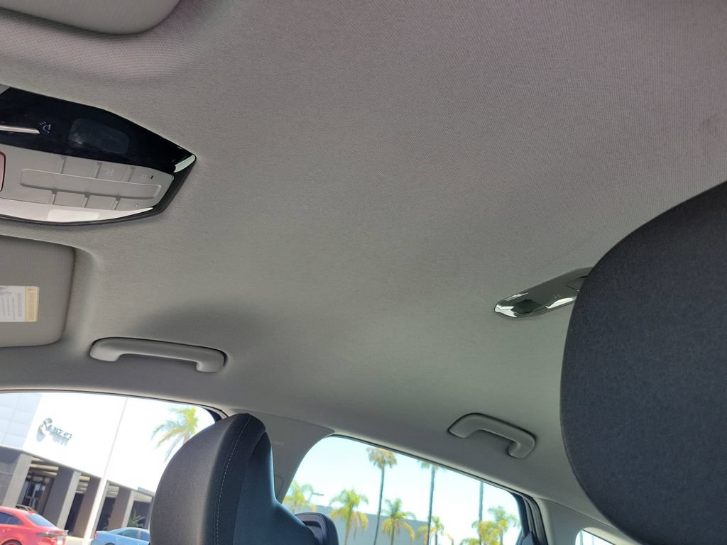Used 2025 Kia K4 FWD image 19