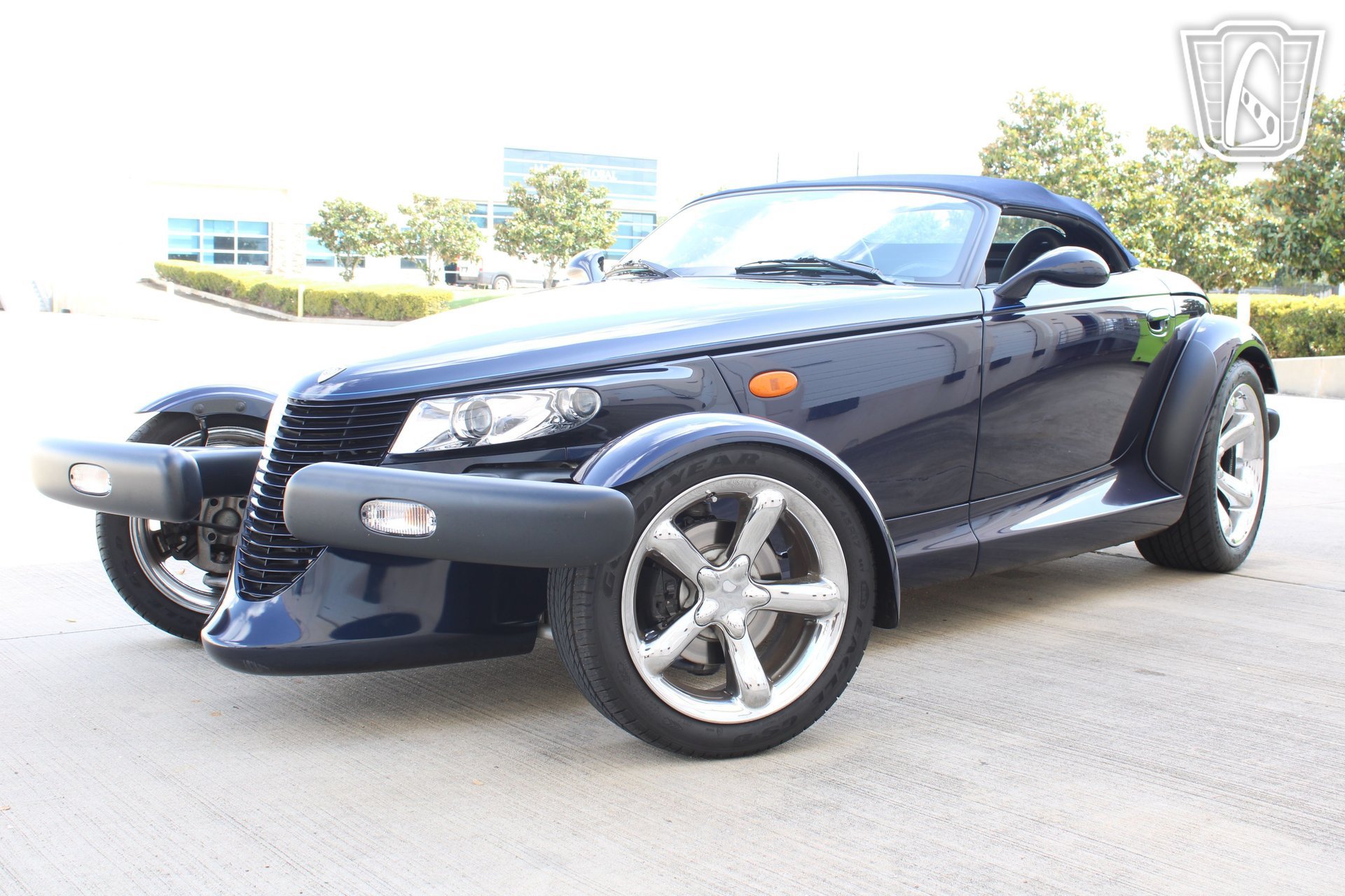 Used 2001 Chrysler Prowler RWD image 36