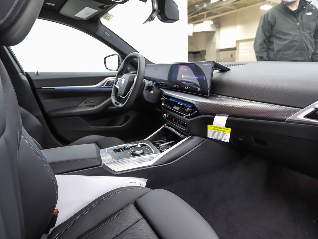 Used 2025 BMW i4 xDrive40i w/ Premium Package image 27