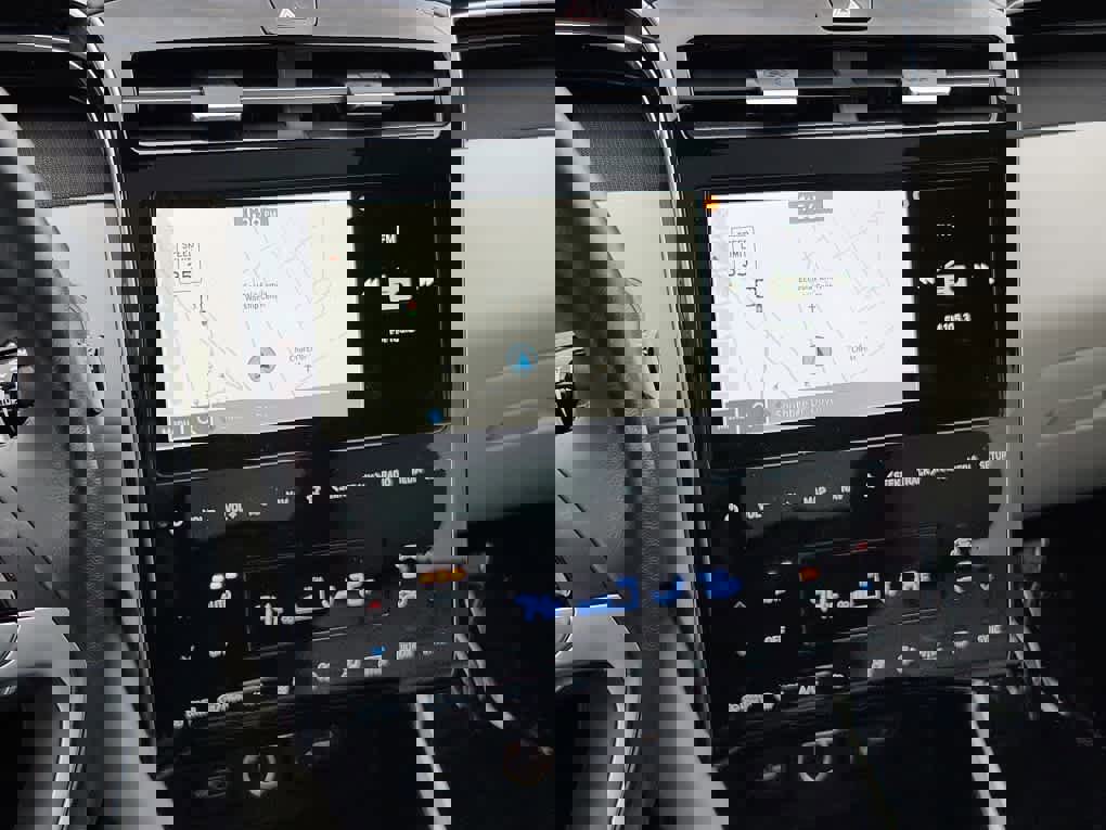 Used 2023 Hyundai Tucson Limited image 14