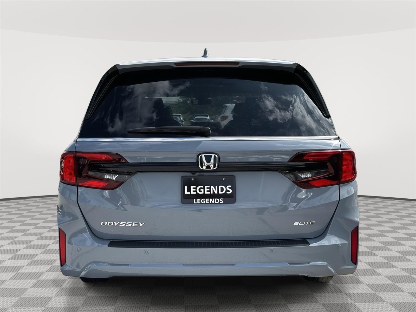Certified 2025 Honda Odyssey Elite image 4