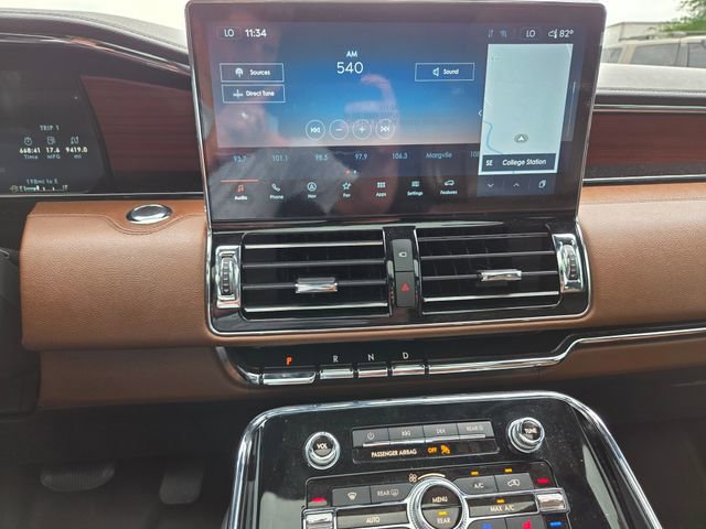 Used 2022 Lincoln Navigator L Reserve RWD image 12