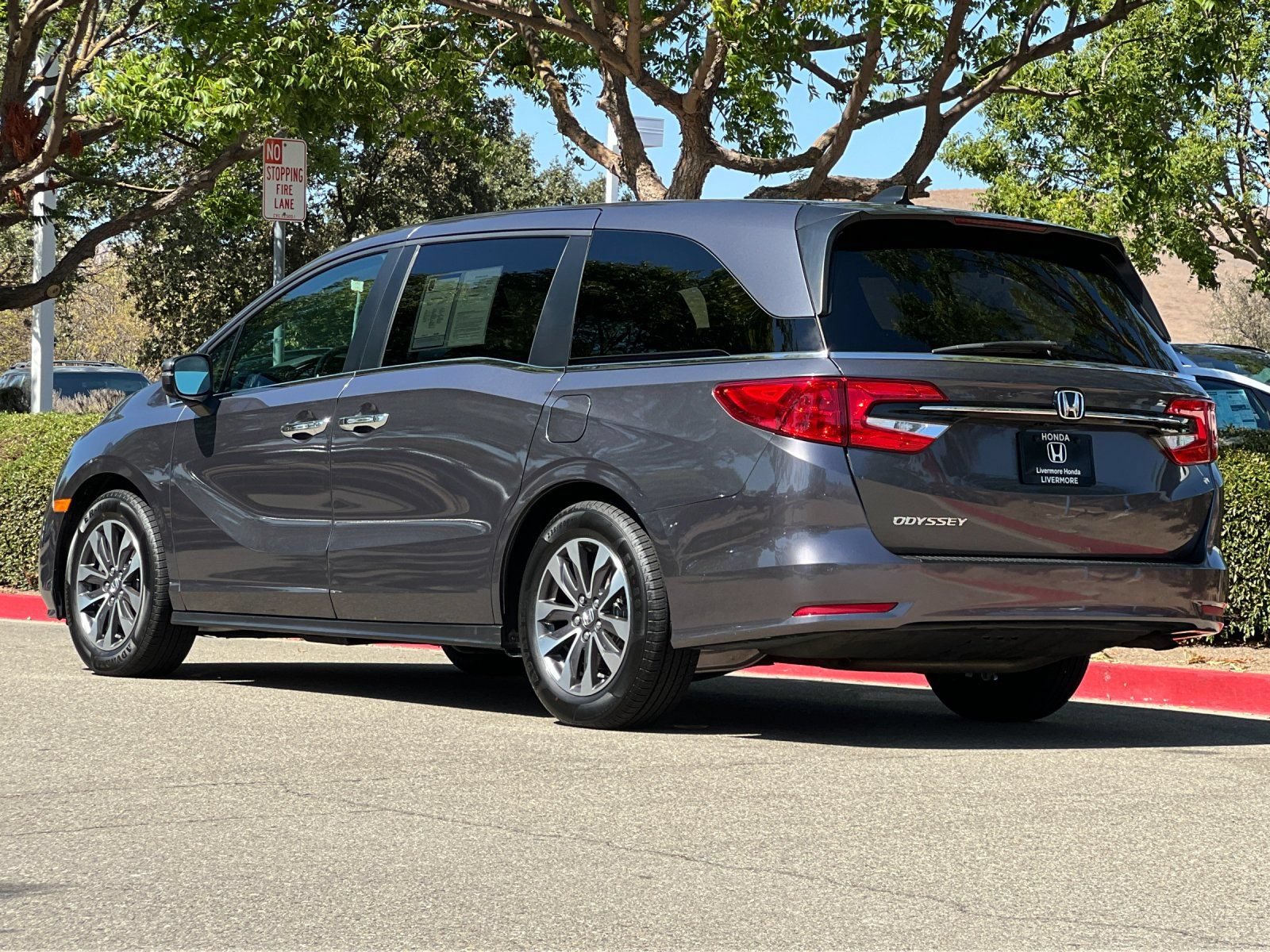Used 2023 Honda Odyssey EX-L image 4