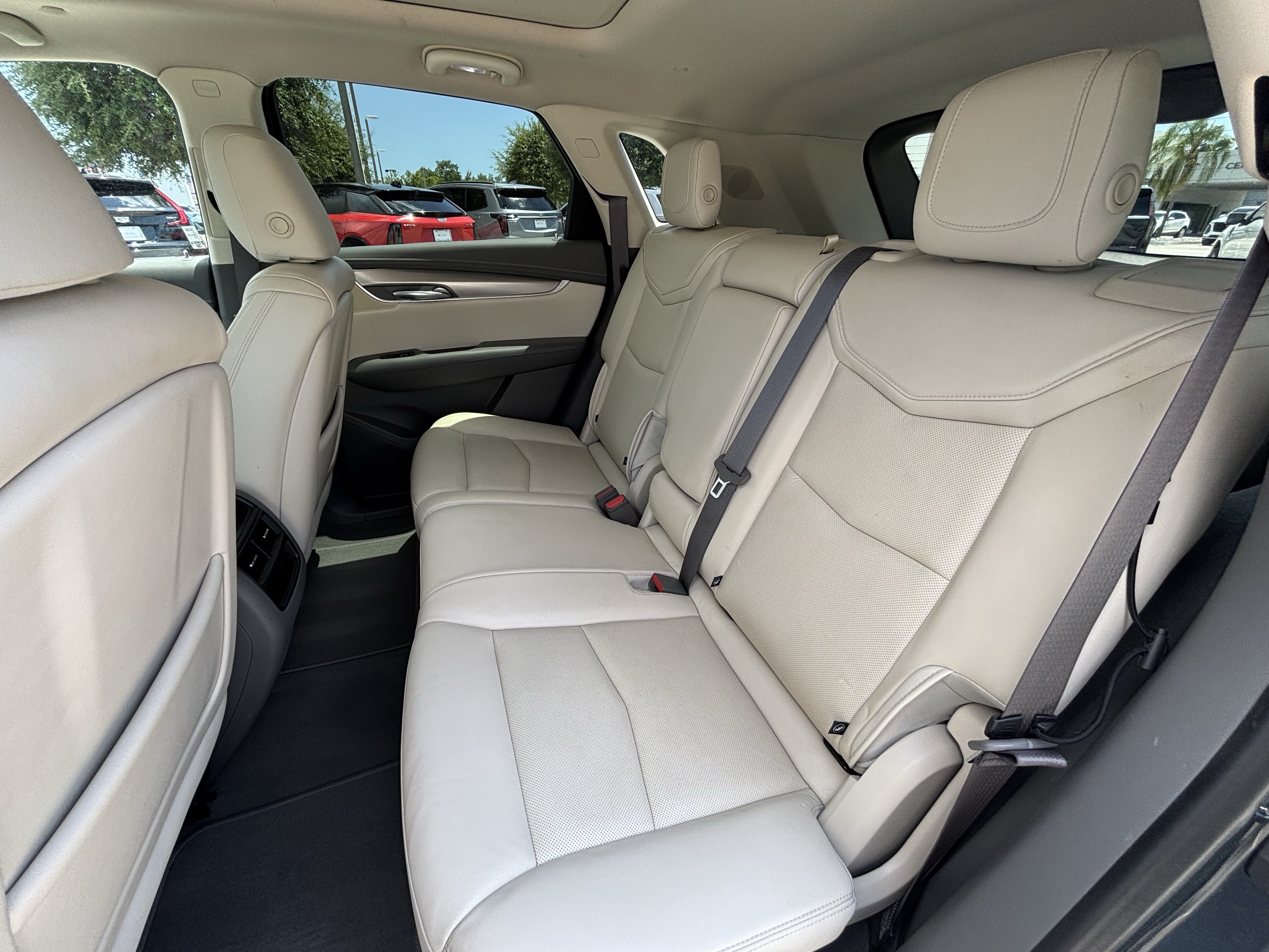 Used 2019 Cadillac XT5 Luxury FWD image 36