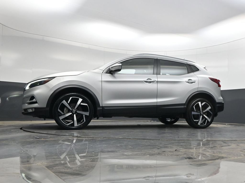 Used 2022 Nissan Rogue Sport SL w/ Premium Package FWD image 30