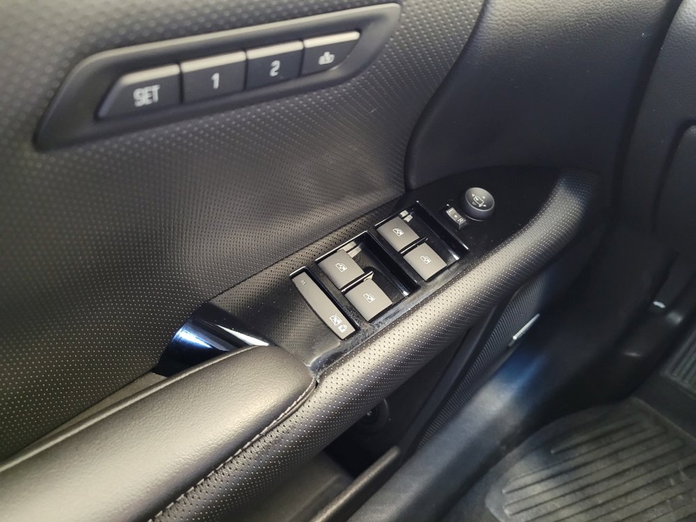 Used 2015 Cadillac XTS Luxury AWD/4WD image 27