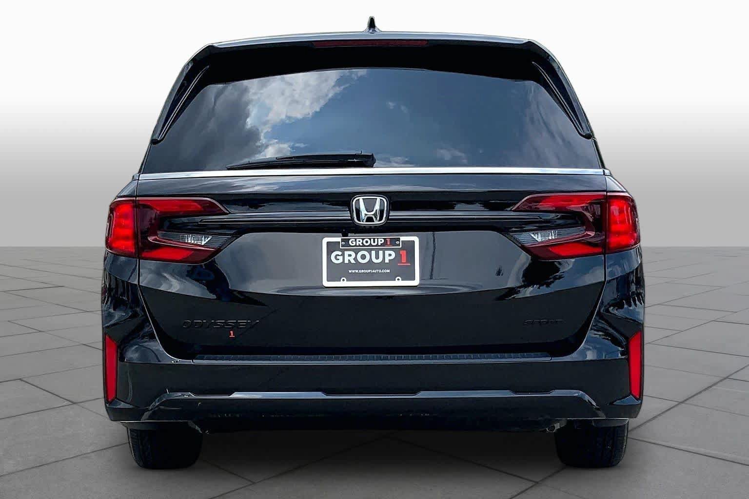 Used 2026 Honda Odyssey Sport-L image 5