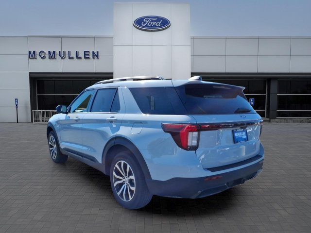 New 2027 Ford Explorer ST-Line AWD/4WD image 7