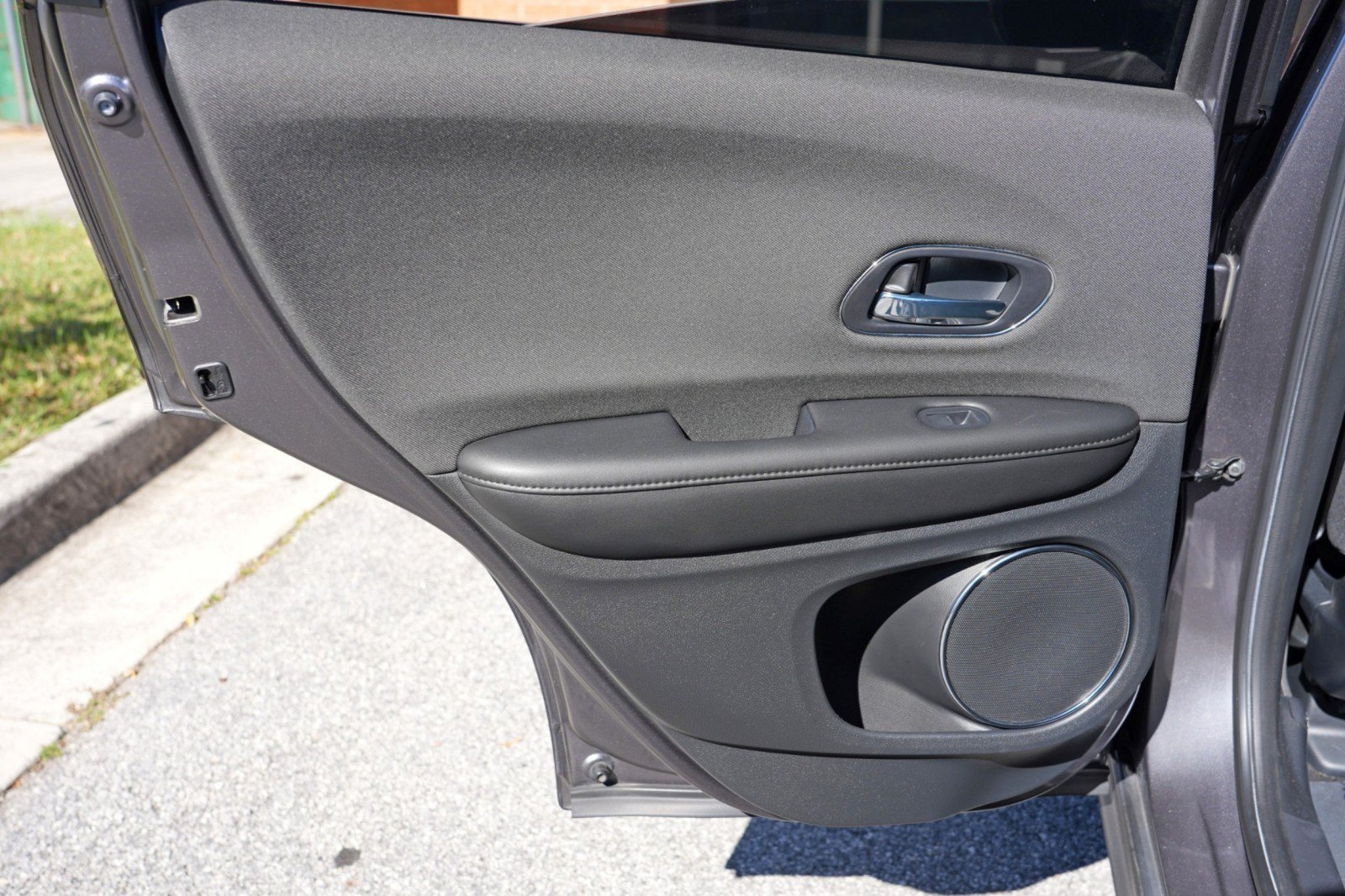 Used 2020 Honda HR-V EX image 38