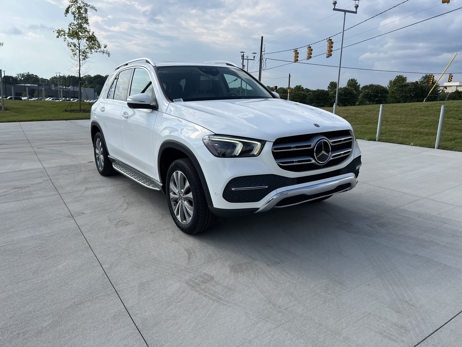 Used 2020 Mercedes-Benz GLE 350 4MATIC image 1