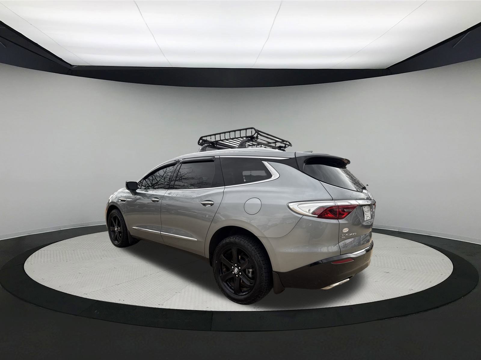 Used 2024 Buick Enclave Essence w/ Sport Touring Edition image 7