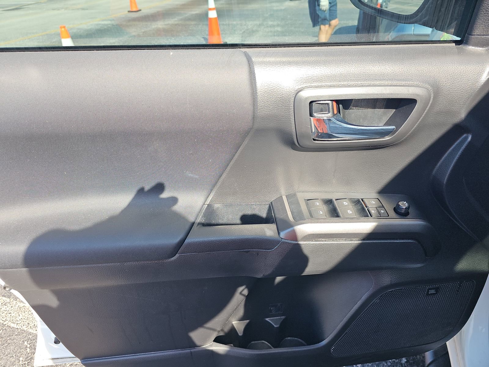 Used 2023 Toyota Tacoma TRD Off-Road w/ TRD Premium Off Road Package image 16