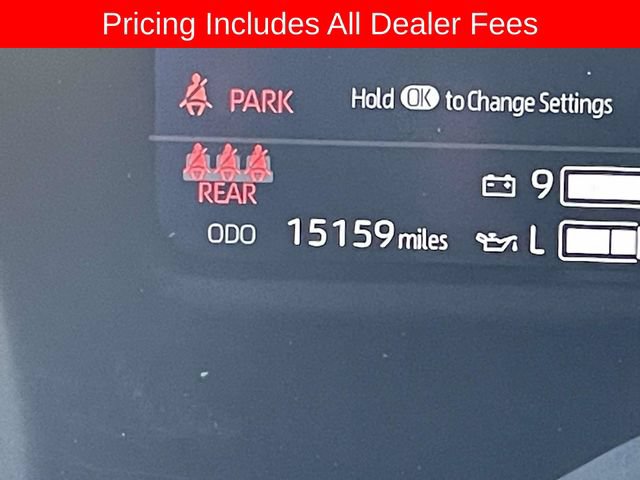 Used 2025 Toyota Tundra Limited AWD/4WD image 25