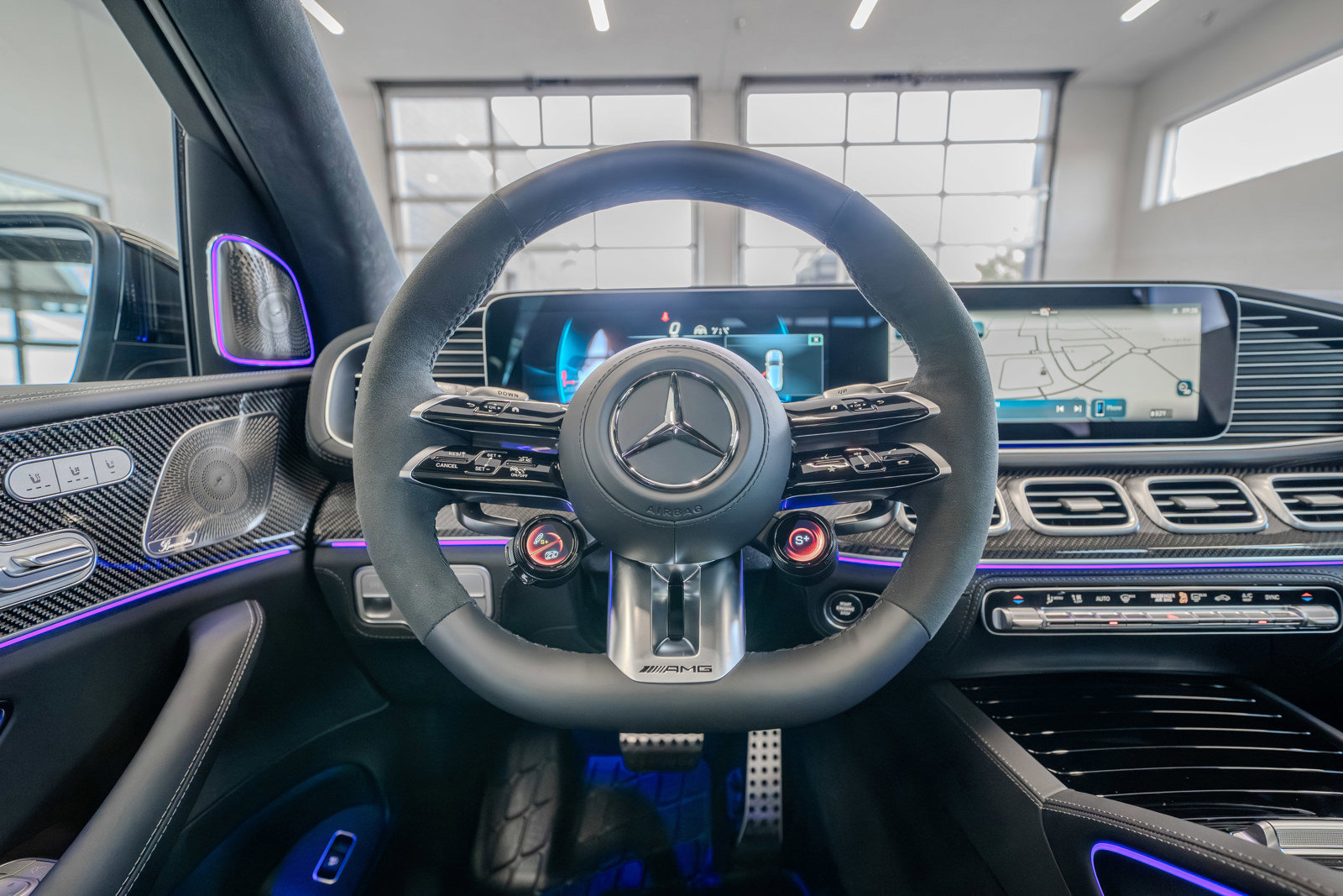 New 2026 Mercedes-Benz GLS 63 AMG 4MATIC image 9