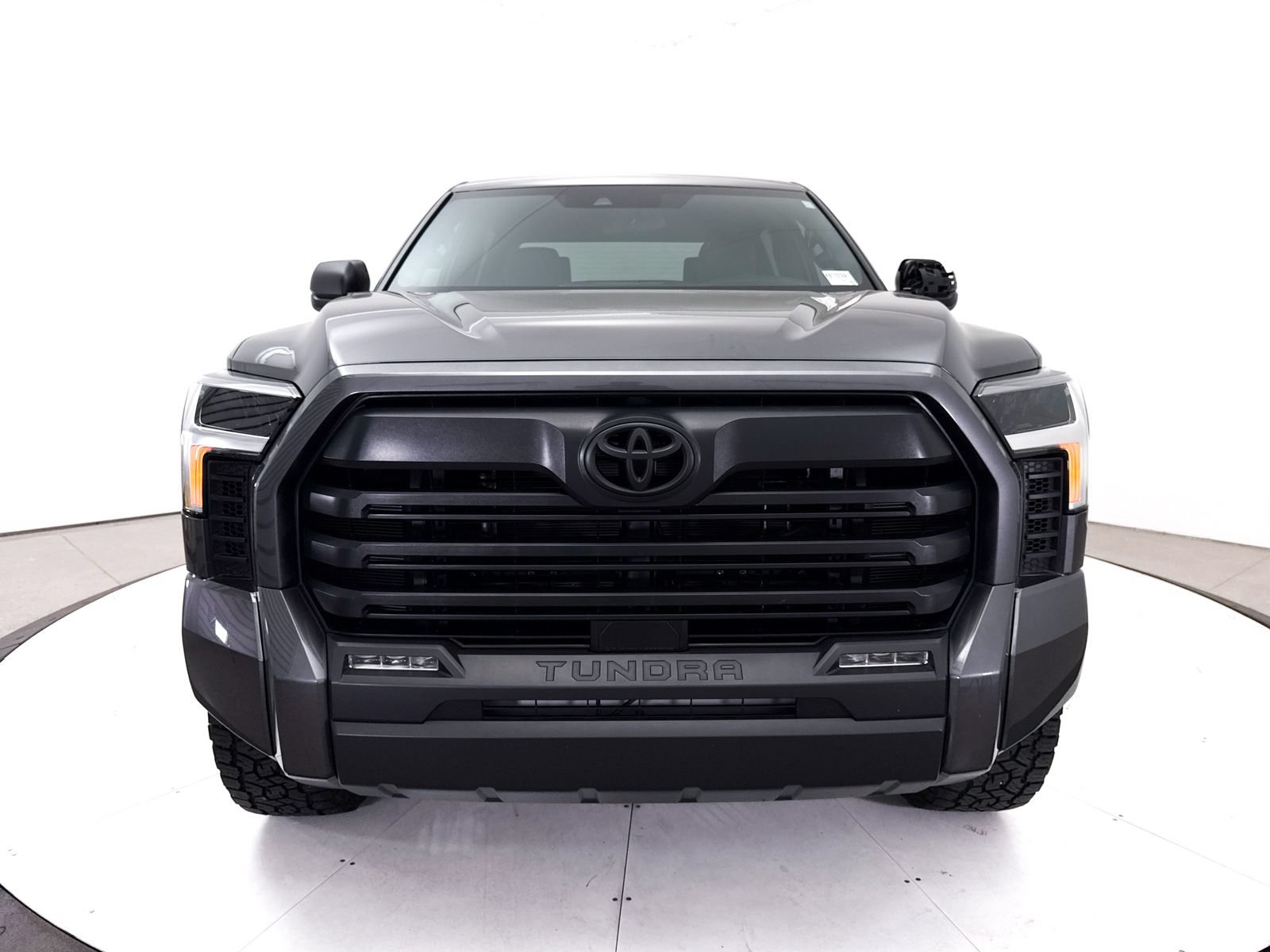 Used 2025 Toyota Tundra SR5 AWD/4WD image 13