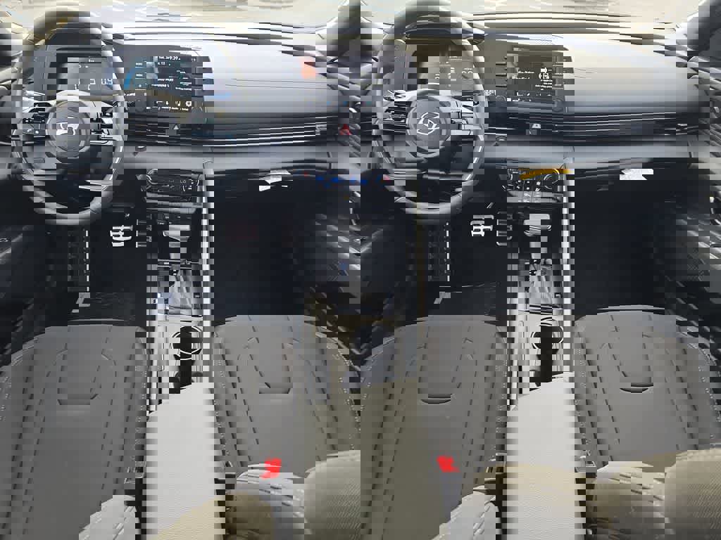 New 2026 Hyundai Elantra Sport FWD image 17