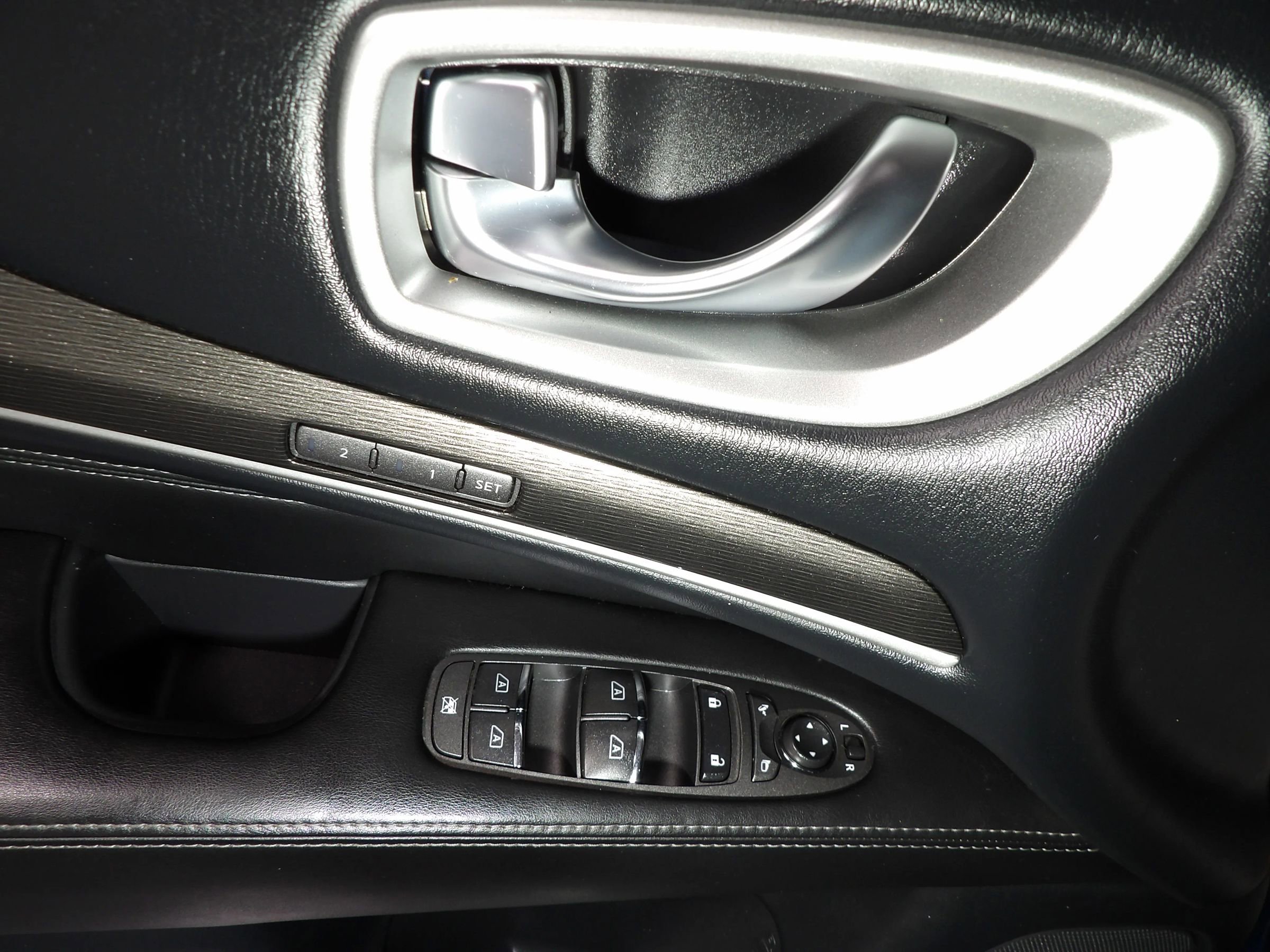 Used 2020 INFINITI QX60 Luxe AWD/4WD image 8