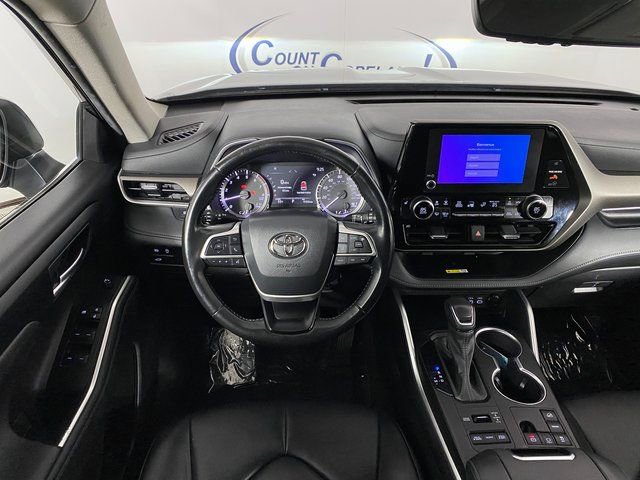 Used 2023 Toyota Highlander XLE image 19