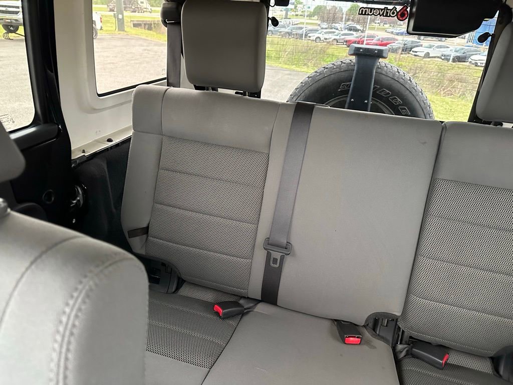 Used 2008 Jeep Wrangler Unlimited Sahara w/ Trailer Tow Group image 26