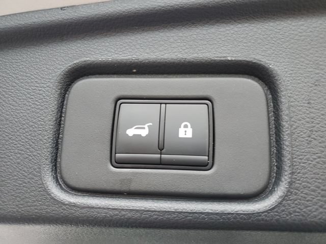 Used 2025 Nissan Pathfinder SV w/ SV Premium Package FWD image 7