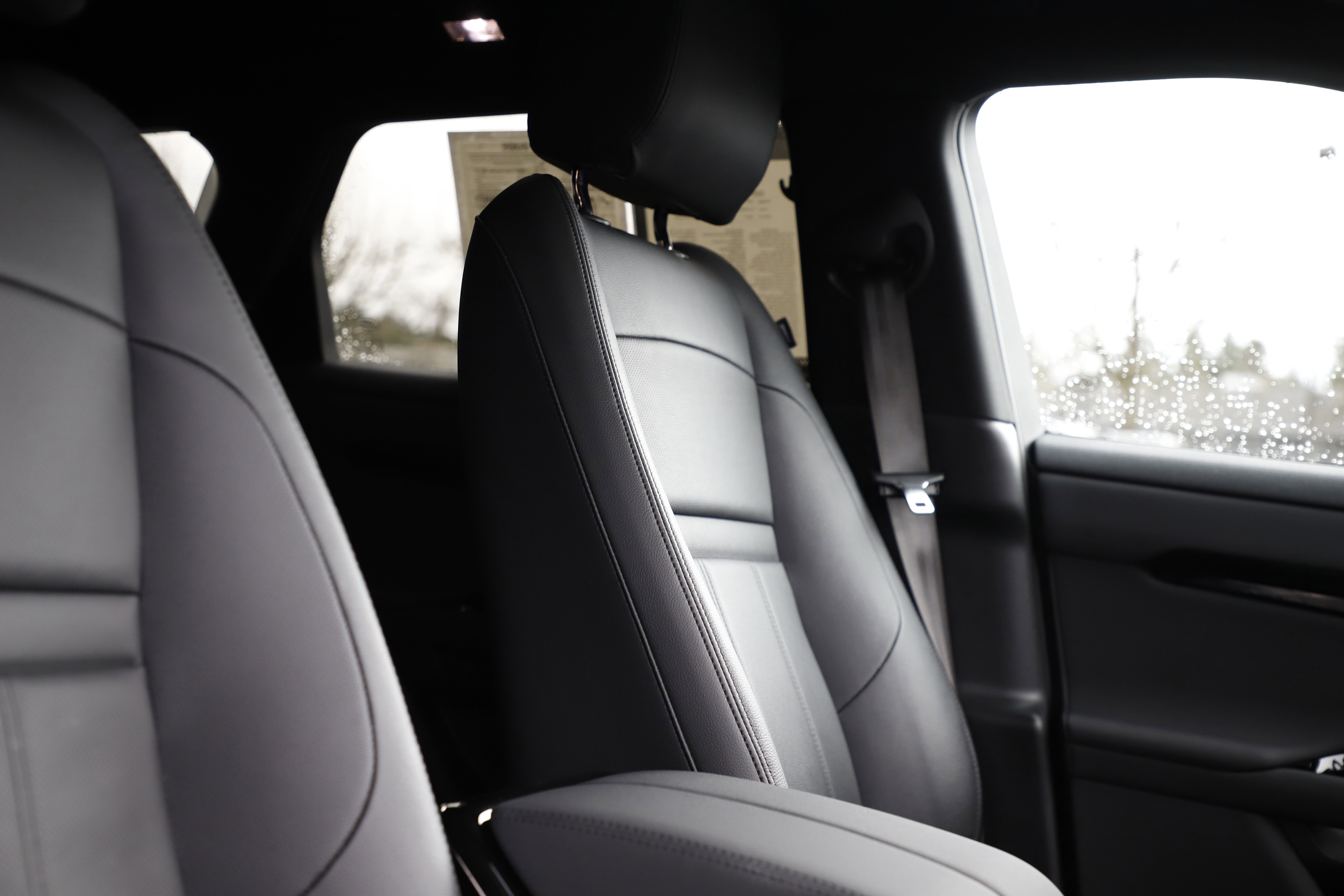 Certified 2025 Land Rover Range Rover Evoque S image 11