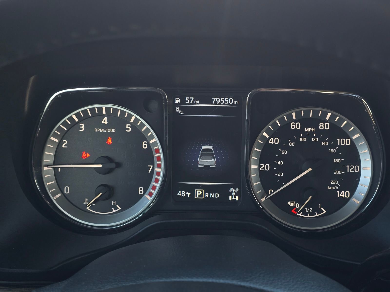 Used 2017 Nissan Titan SL AWD/4WD image 30