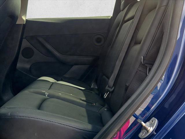 Used 2020 Tesla Model Y Long Range image 17