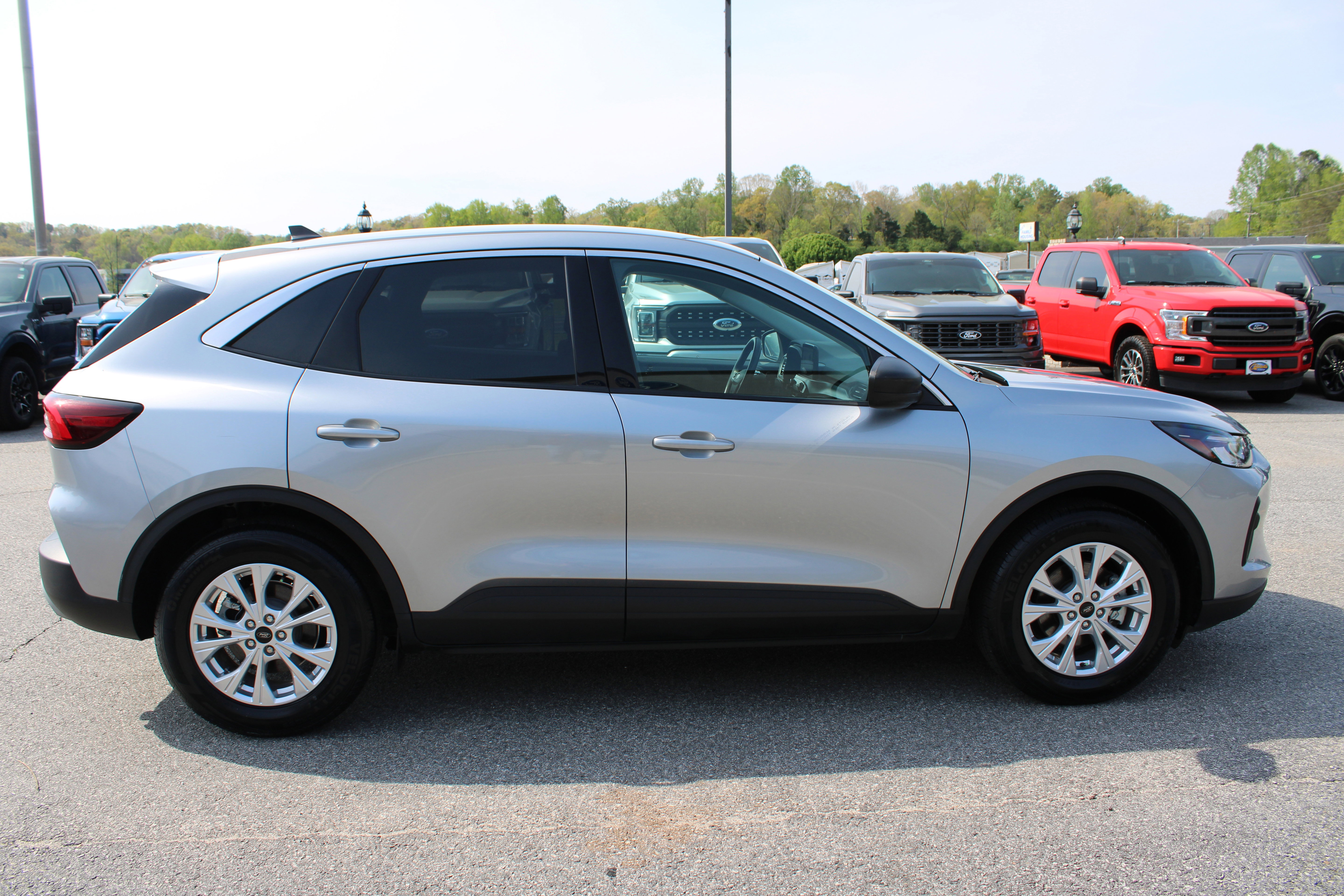 Used 2024 Ford Escape Active w/ Cold Weather Package image 5