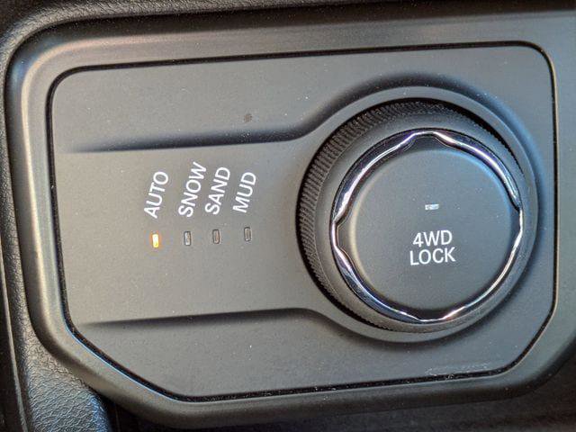 Certified 2023 Jeep Renegade Latitude AWD/4WD image 24