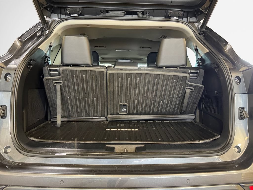 Used 2023 Toyota Highlander Limited AWD/4WD image 25