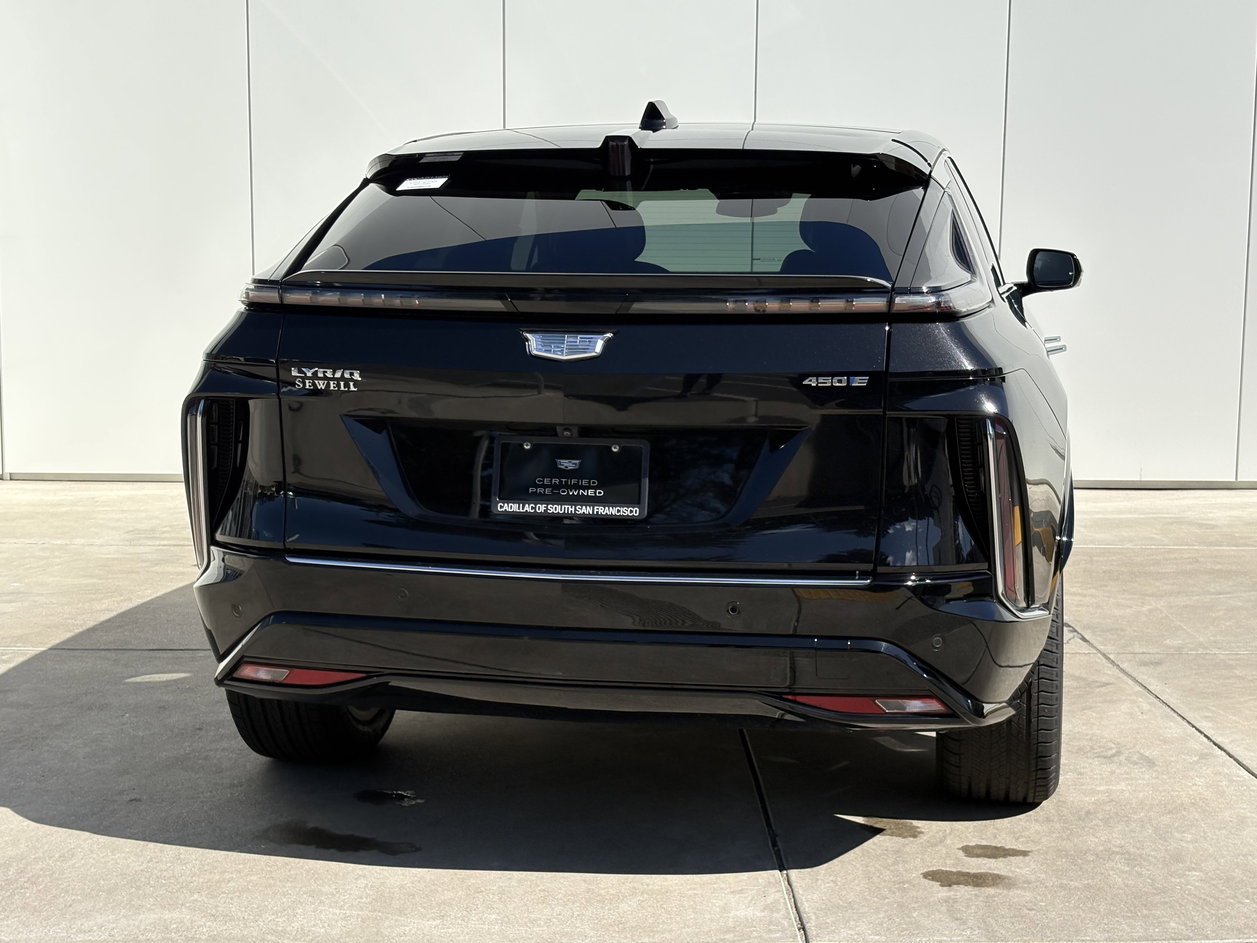 Used 2024 Cadillac Lyriq Luxury w/ LPO, Floor Liner Package image 6