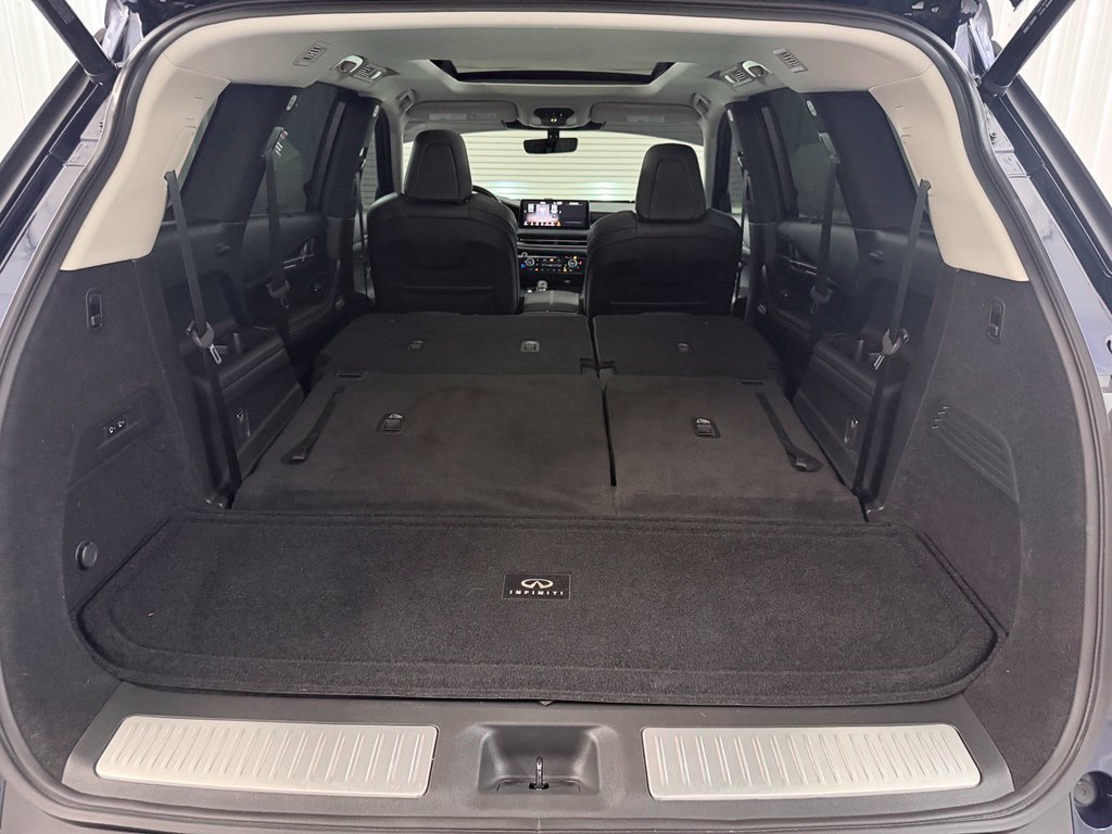 Certified 2023 INFINITI QX60 Sensory w/ Cargo Package FWD image 39