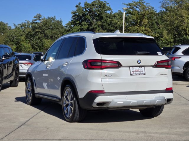 Used 2023 BMW X5 xDrive40i w/ Premium Package AWD/4WD image 3