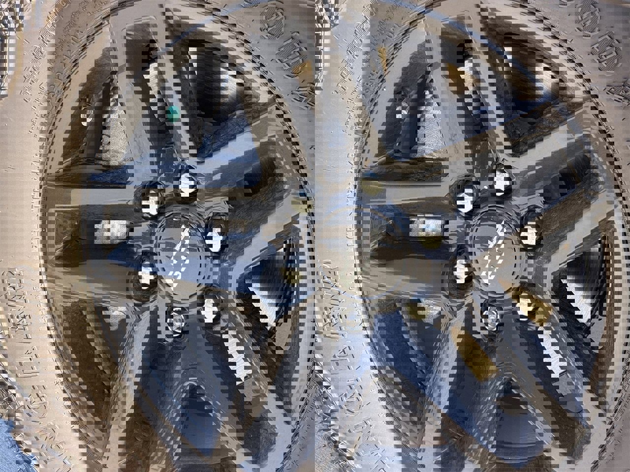 Certified 2024 Chevrolet Silverado 1500 Custom Trail Boss w/ LPO, Dark Essentials Package image 11