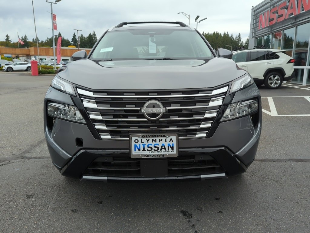 New 2026 Nissan Rogue Platinum image 8