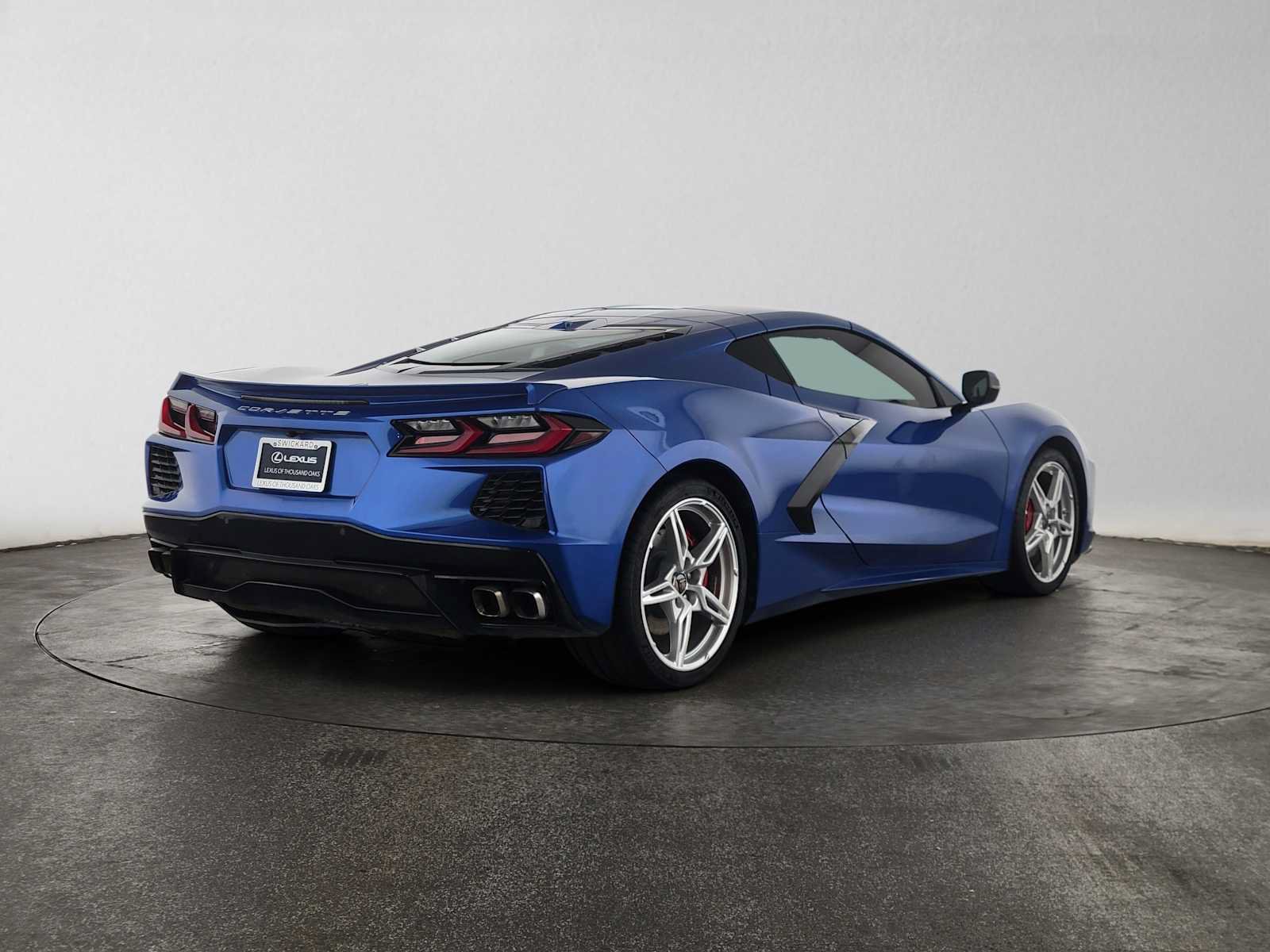 Used 2022 Chevrolet Corvette Stingray Premium Cpe w/ Battery Protection Package RWD image 3
