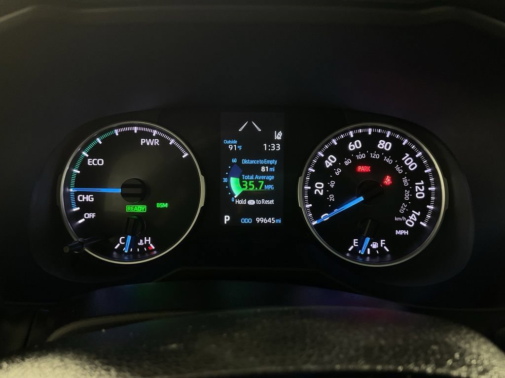 Used 2022 Toyota RAV4 XLE AWD/4WD image 25