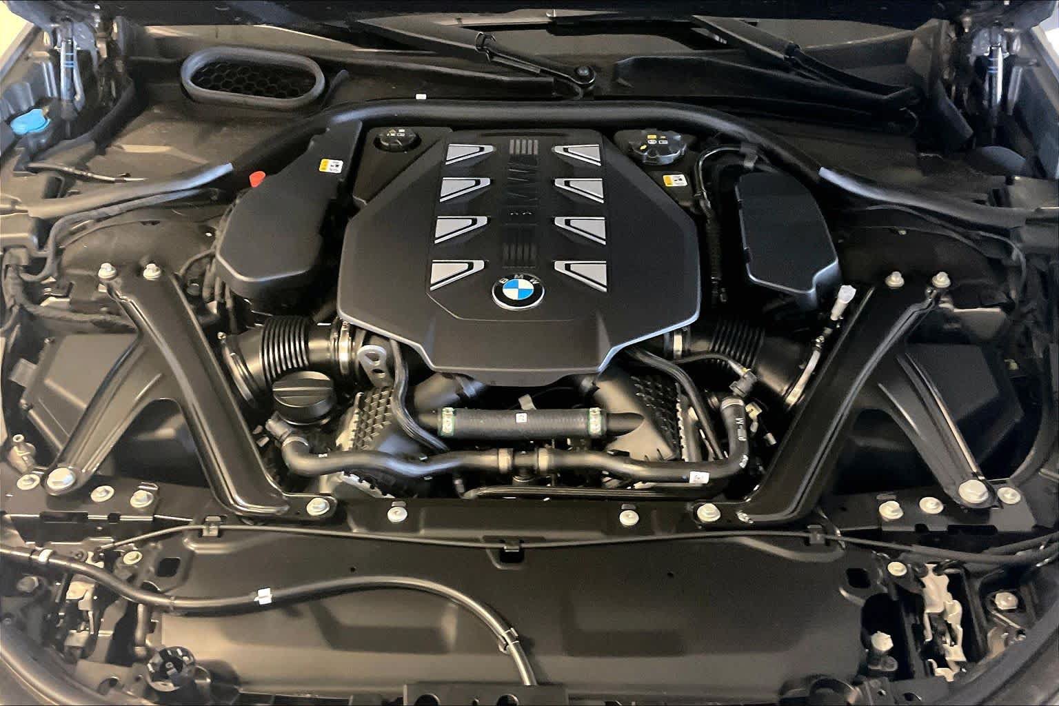 New 2026 BMW 760i xDrive AWD/4WD image 16