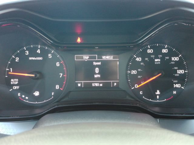 Used 2025 Chevrolet Trax LS w/ LS Convenience Package image 34