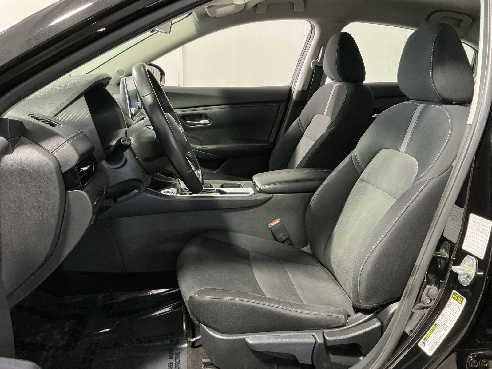 Used 2023 Nissan Sentra SV FWD image 14
