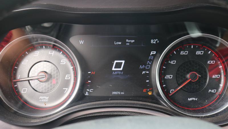 Used 2019 Dodge Charger SXT AWD/4WD image 9