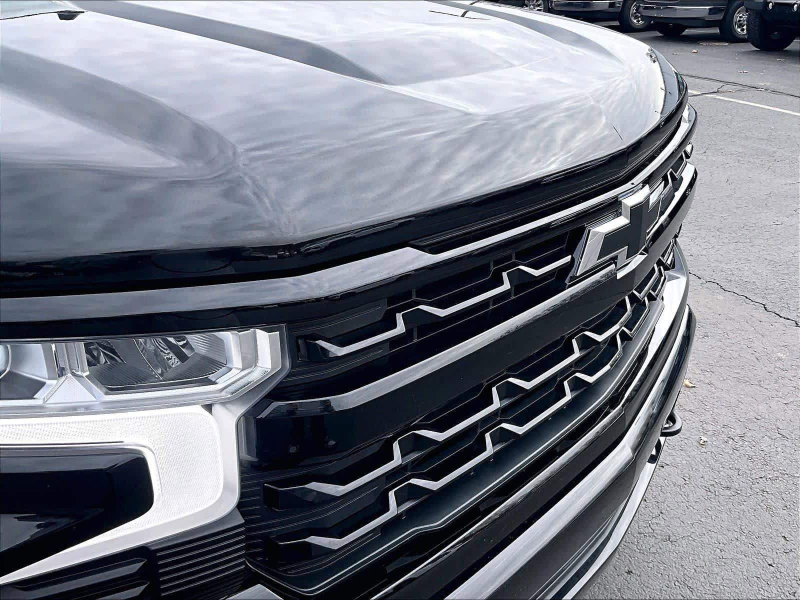 Used 2026 Chevrolet Silverado 1500 RST AWD/4WD image 33