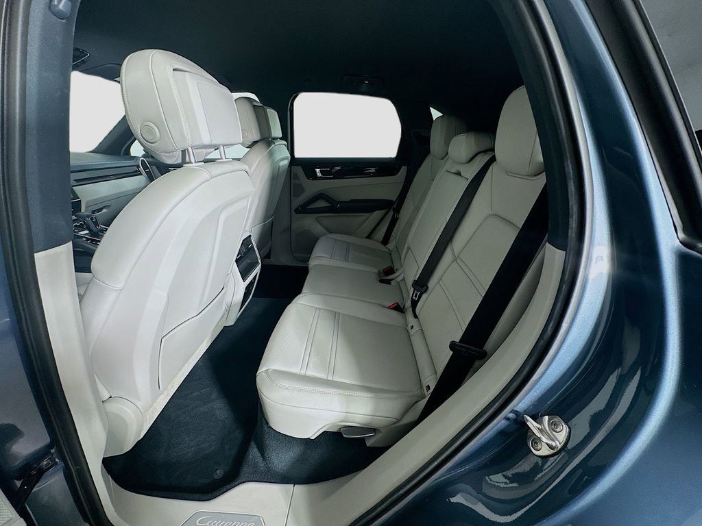 Certified 2019 Porsche Cayenne AWD/4WD image 23