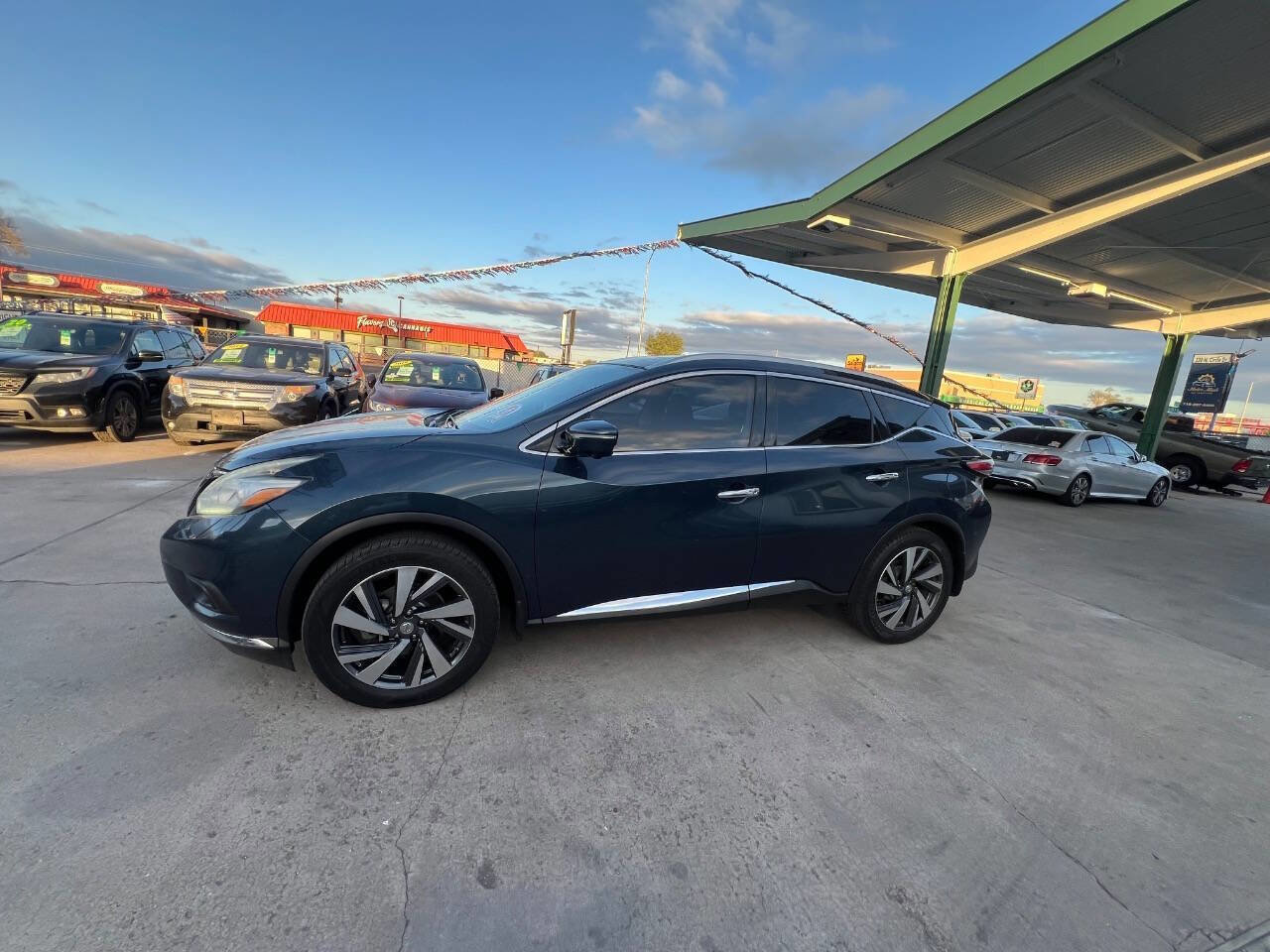 Used 2015 Nissan Murano Platinum w/ Platinum Technology Package AWD/4WD image 25