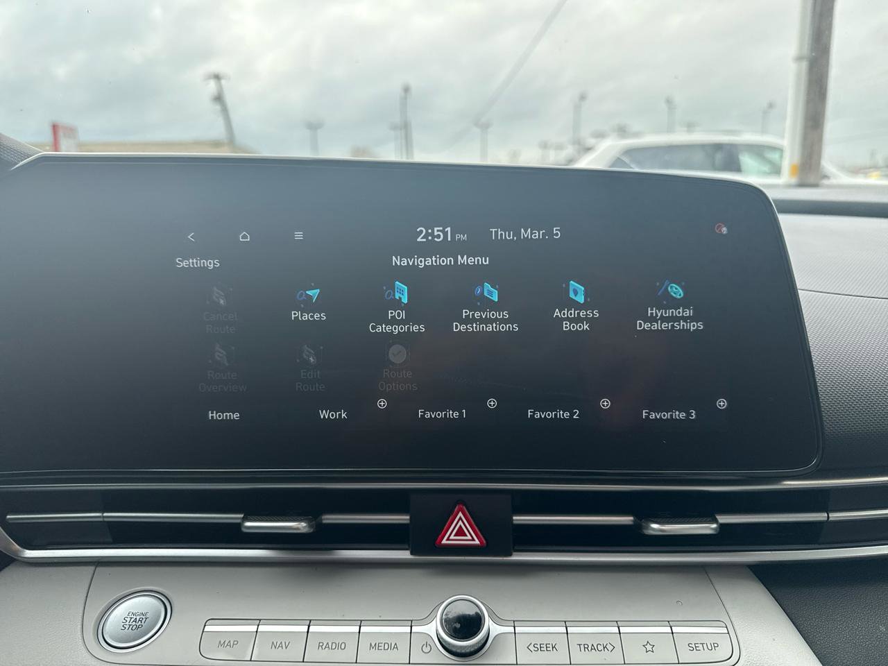 Used 2021 Hyundai Elantra Limited image 21