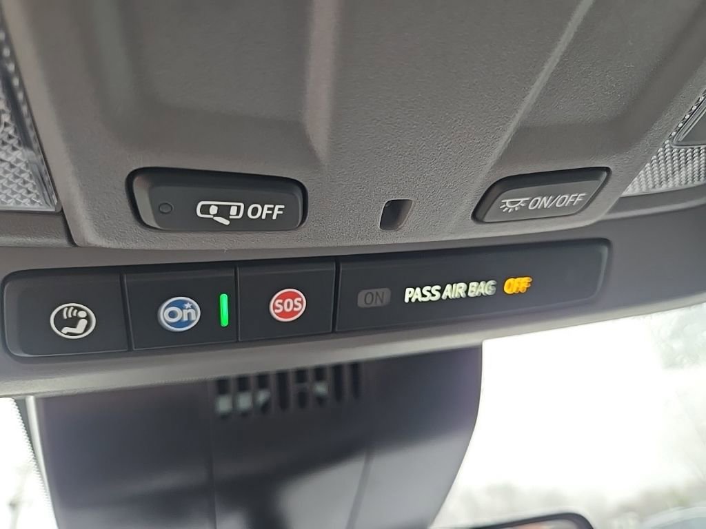 Used 2025 Chevrolet Silverado 1500 LT image 74