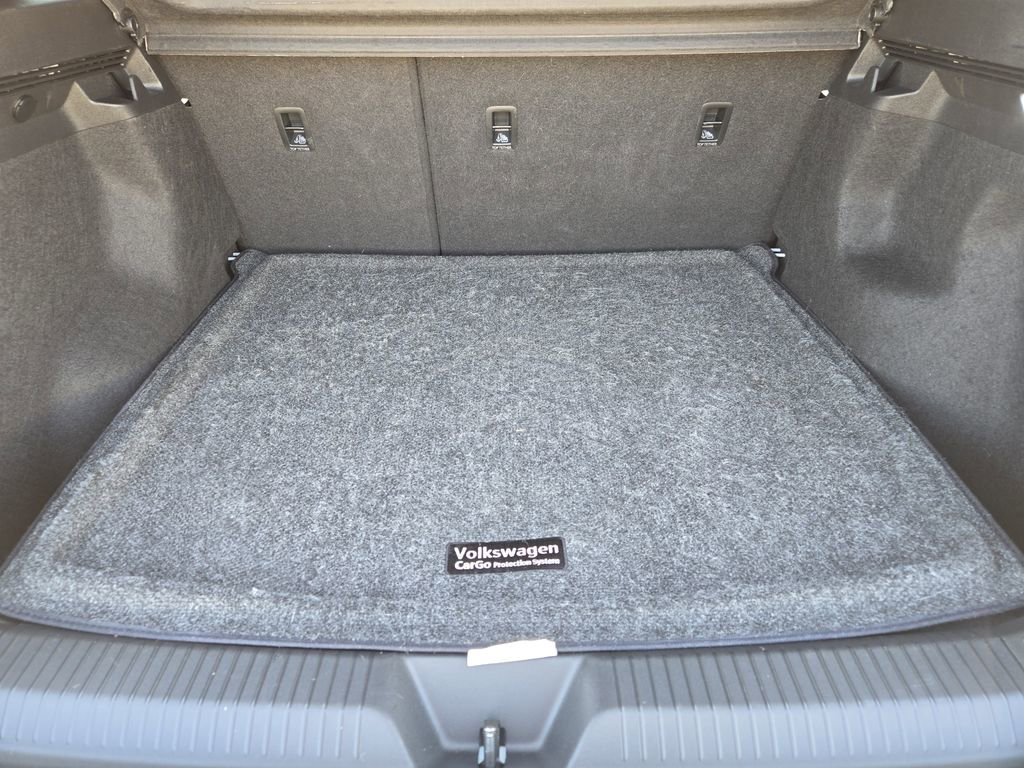 Used 2023 Volkswagen ID.4 Pro image 32