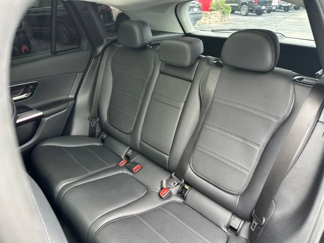 Used 2023 Mercedes-Benz GLC 300 4MATIC image 13