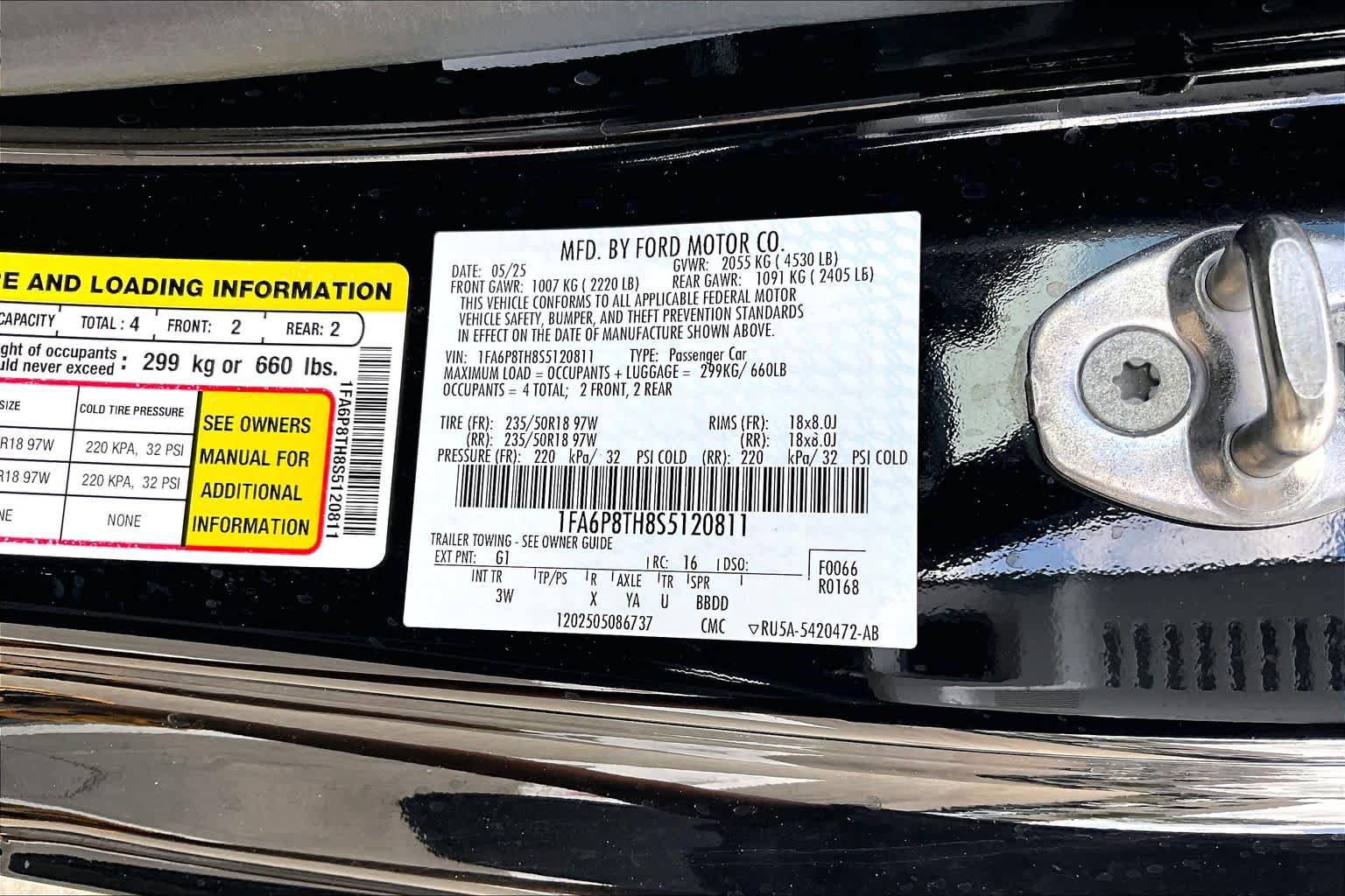 Used 2025 Ford Mustang Premium image 33