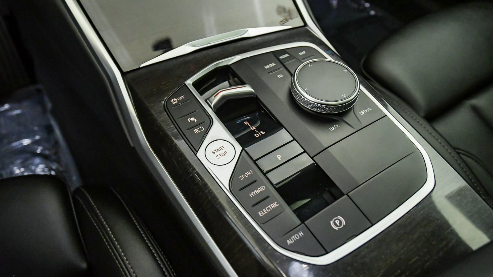 Certified 2023 BMW 330e 330e iPerformance w/ Premium Package image 20